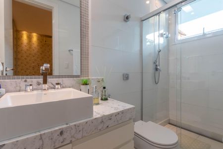 Casa à venda com 430m², 4 quartos e 6 vagasBanheiro