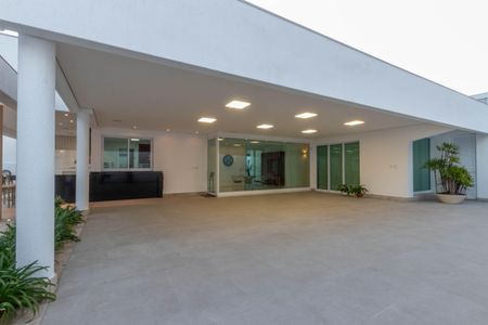 Casa à venda com 430m², 4 quartos e 6 vagasGaragem