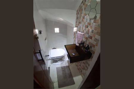 Casa à venda com 154m², 3 quartos e 4 vagas