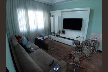 Casa à venda com 154m², 3 quartos e 4 vagas