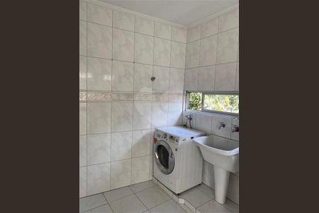 Casa à venda com 154m², 3 quartos e 4 vagas