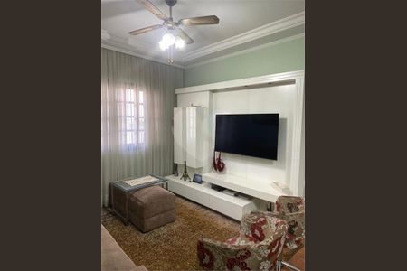 Casa à venda com 154m², 3 quartos e 4 vagas