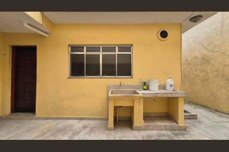 Casa para alugar com 150m², 3 quartos e sem vagaÁrea externa 