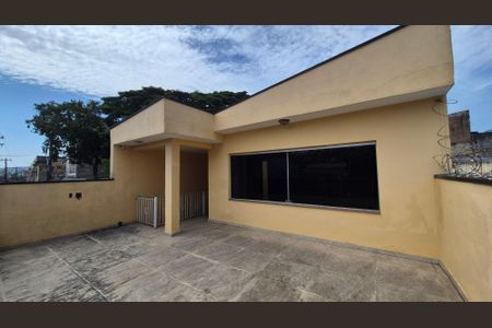 Casa para alugar com 150m², 3 quartos e sem vagaÁrea externa 