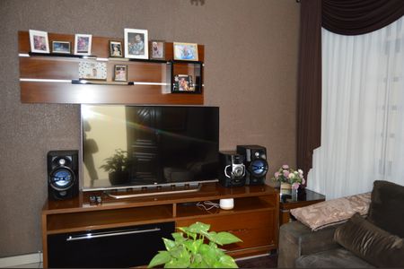 Sala de casa à venda com 3 quartos, 130m² em Jd. Bela Vista, Osasco