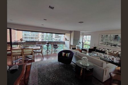 Apartamento à venda com 3 quartos, 174m² em Chácara Itaim, São Paulo