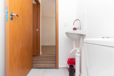 Apartamento para alugar com 58m², 2 quartos e 1 vaga Apartamento para alugar com 58m², 2 quartos e 1 vagaBanheiro