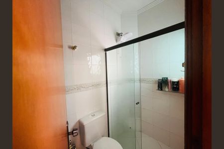 Casa à venda com 286m², 3 quartos e 5 vagasBanheiro