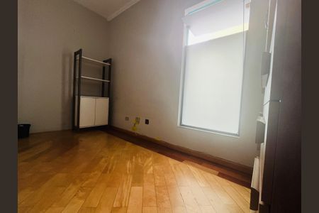 Casa à venda com 286m², 3 quartos e 5 vagasQuarto