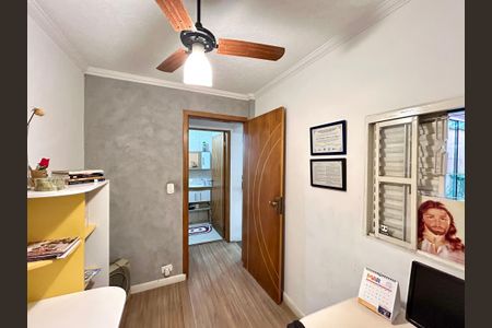 Casa à venda com 151m², 3 quartos e 2 vagasEscritório