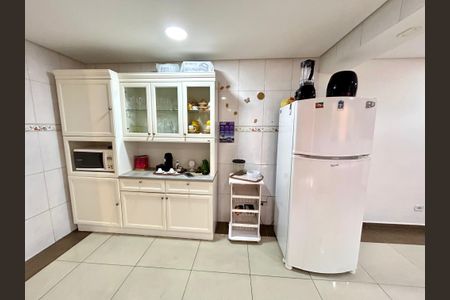 Casa à venda com 151m², 3 quartos e 2 vagasCozinha