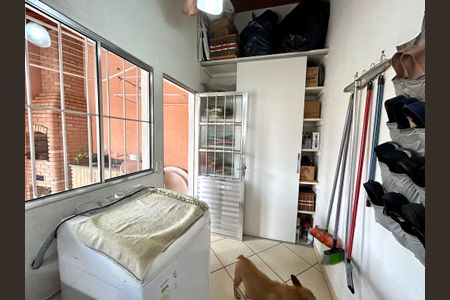 Casa à venda com 151m², 3 quartos e 2 vagasÁrea de Serviço