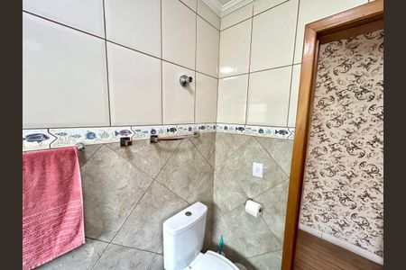Casa à venda com 151m², 3 quartos e 2 vagasBanheiro 1