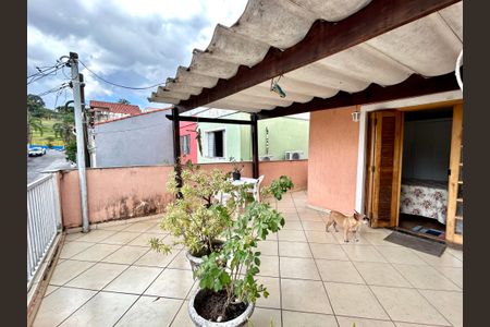 Casa à venda com 151m², 3 quartos e 2 vagasVaranda do Quarto 1