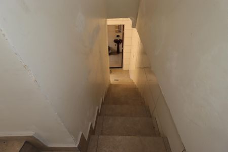 Casa para alugar com 60m², 1 quarto e sem vagaEscada