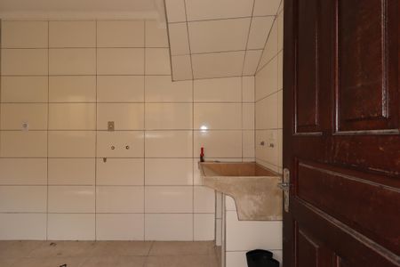 Casa para alugar com 60m², 1 quarto e sem vagaÁrea de Serviço