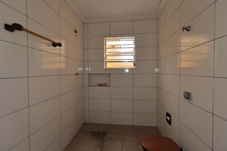 Casa para alugar com 60m², 1 quarto e sem vagaBanheiro