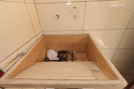 Casa para alugar com 60m², 1 quarto e sem vagaÁrea de Serviço - Tanque