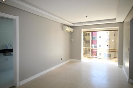Sala de apartamento para alugar com 2 quartos, 78m² em Jardim do Salso, Porto Alegre