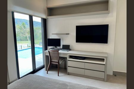 Casa à venda com 3 quartos, 230m² em Colinas da Anhanguera, Santana de Parnaíba