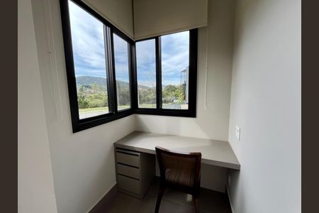 Casa à venda com 3 quartos, 230m² em Colinas da Anhanguera, Santana de Parnaíba