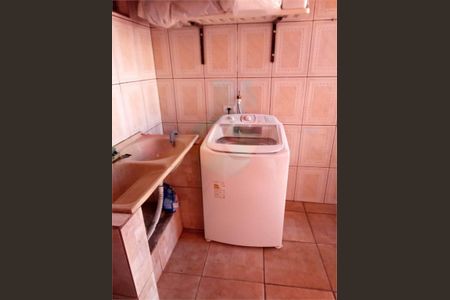 Casa à venda com 135m², 4 quartos e 2 vagas