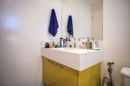 Apartamento à venda com 87m², 2 quartos e 1 vagaBanheiro Suíte 2