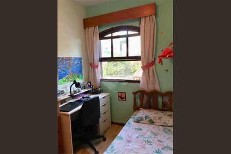 Casa à venda com 3 quartos, 218m² em Vila Morse, São Paulo