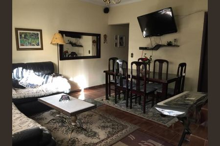 Casa à venda com 3 quartos, 218m² em Vila Morse, São Paulo