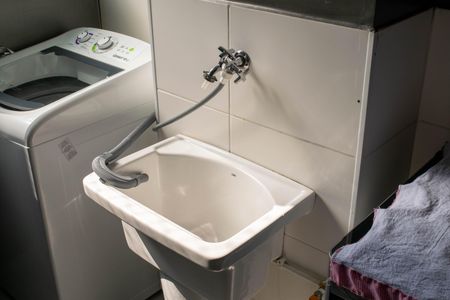 Apartamento à venda com 42m², 2 quartos e sem vaga Apartamento à venda com 42m², 2 quartos e sem vagaCozinha e Área de Serviço