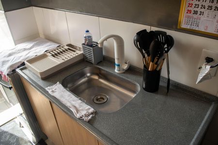 Apartamento à venda com 42m², 2 quartos e sem vaga Apartamento à venda com 42m², 2 quartos e sem vagaCozinha e Área de Serviço