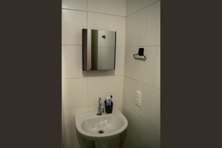 Apartamento à venda com 42m², 2 quartos e sem vaga Apartamento à venda com 42m², 2 quartos e sem vagaBanheiro