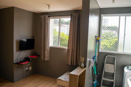 Apartamento à venda com 42m², 2 quartos e sem vaga Apartamento à venda com 42m², 2 quartos e sem vagaCozinha e Área de Serviço