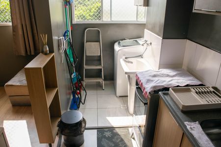 Apartamento à venda com 42m², 2 quartos e sem vaga Apartamento à venda com 42m², 2 quartos e sem vagaCozinha e Área de Serviço