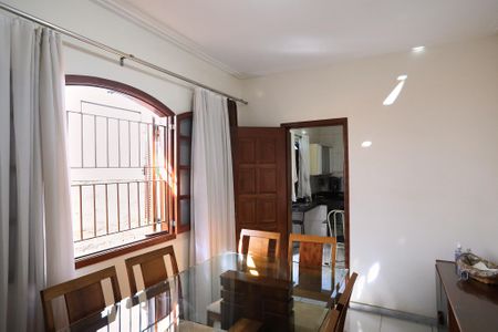 Casa à venda com 360m², 2 quartos e 3 vagasSala de Jantar