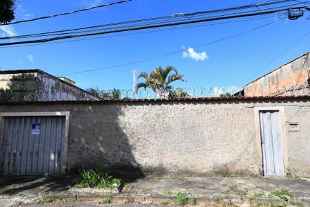 Casa à venda com 360m², 2 quartos e 3 vagasFachada