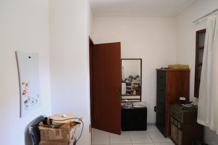 Casa à venda com 360m², 2 quartos e 3 vagasQuarto