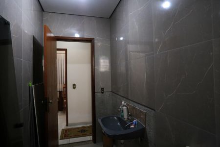 Casa à venda com 360m², 2 quartos e 3 vagasBanheiro