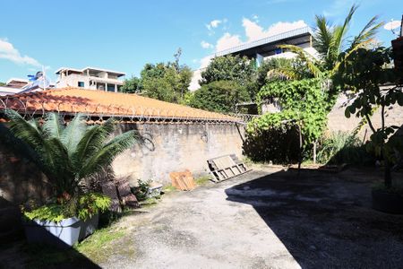 Casa à venda com 360m², 2 quartos e 3 vagasÁrea externa