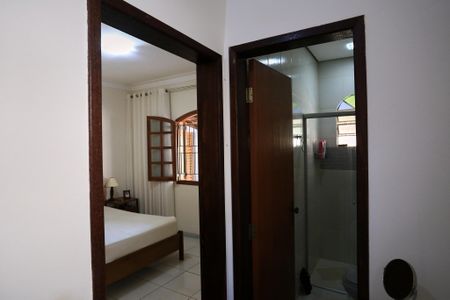 Casa à venda com 360m², 2 quartos e 3 vagasCloset da suíte