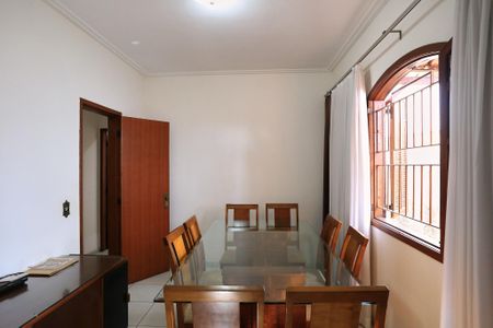 Casa à venda com 360m², 2 quartos e 3 vagasSala de Jantar