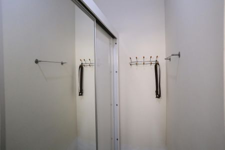 Casa à venda com 360m², 2 quartos e 3 vagasCloset da suíte