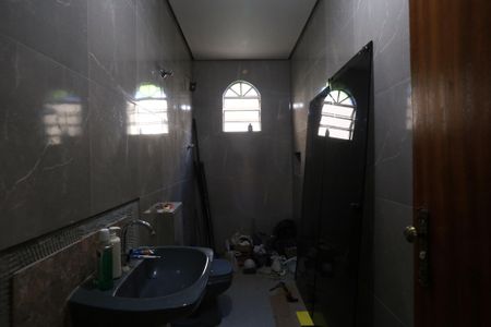 Casa à venda com 360m², 2 quartos e 3 vagasBanheiro