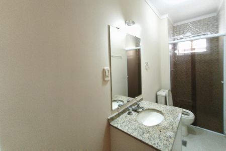 Apartamento para alugar com 75m², 3 quartos e 1 vaga Apartamento para alugar com 75m², 3 quartos e 1 vagaBanheiro