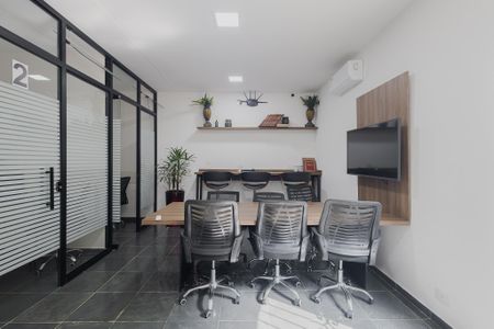 Apartamento à venda com 180m², 3 quartos e 2 vagas Apartamento à venda com 180m², 3 quartos e 2 vagasCoworking