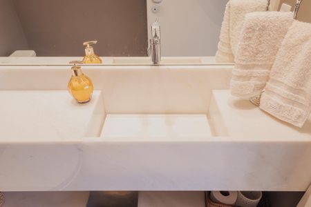 Apartamento à venda com 180m², 3 quartos e 2 vagas Apartamento à venda com 180m², 3 quartos e 2 vagasLavabo 1