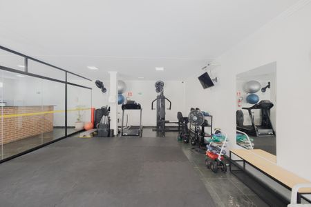 Apartamento à venda com 180m², 3 quartos e 2 vagas Apartamento à venda com 180m², 3 quartos e 2 vagasAcademia