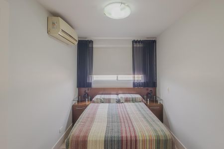 Apartamento à venda com 180m², 3 quartos e 2 vagas Apartamento à venda com 180m², 3 quartos e 2 vagasSuíte 1