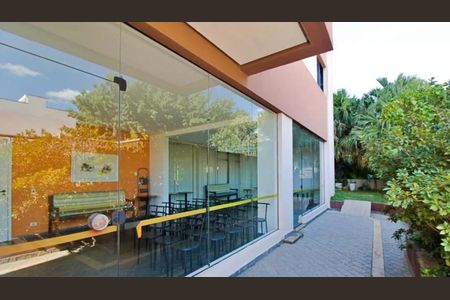 Apartamento à venda com 61m², 2 quartos e 2 vagas Apartamento à venda com 61m², 2 quartos e 2 vagasFoto 01