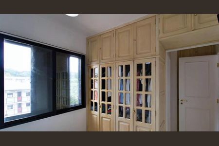 Foto 01 de apartamento à venda com 2 quartos, 61m² em Super Quadra Morumbi, São Paulo